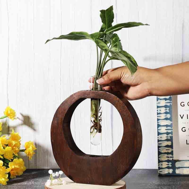 Buy Concentric Circles Testube Planter Vase from Vaaree