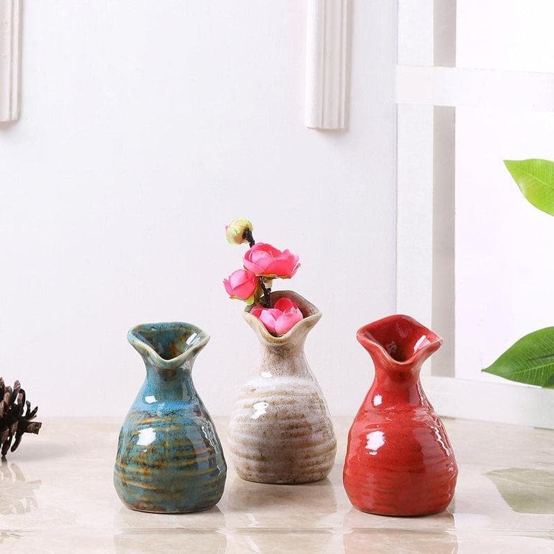 Buy Vase - Cornish Vase - Set Of Three at Vaaree online