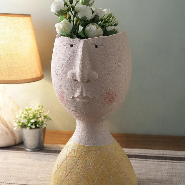 Buy Vase - Oh-So-Cute Vase at Vaaree online