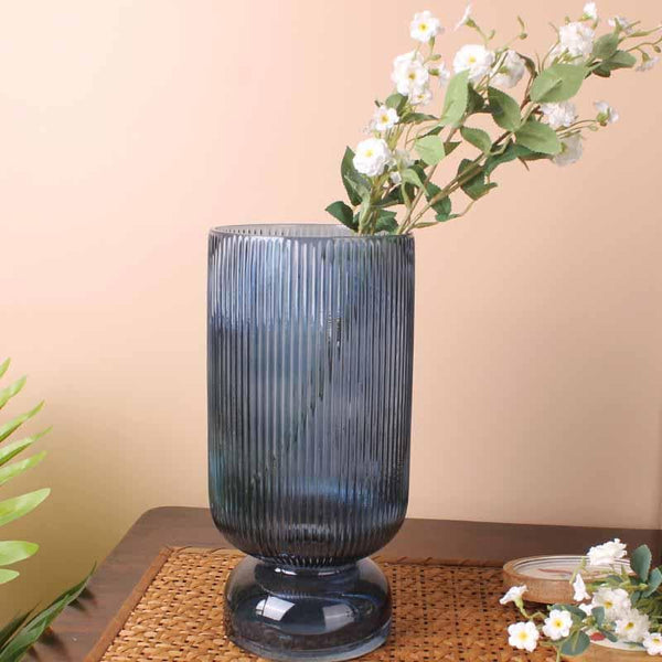 Buy Pitter-Patter Ribbed Vase - Blue Vase from Vaaree