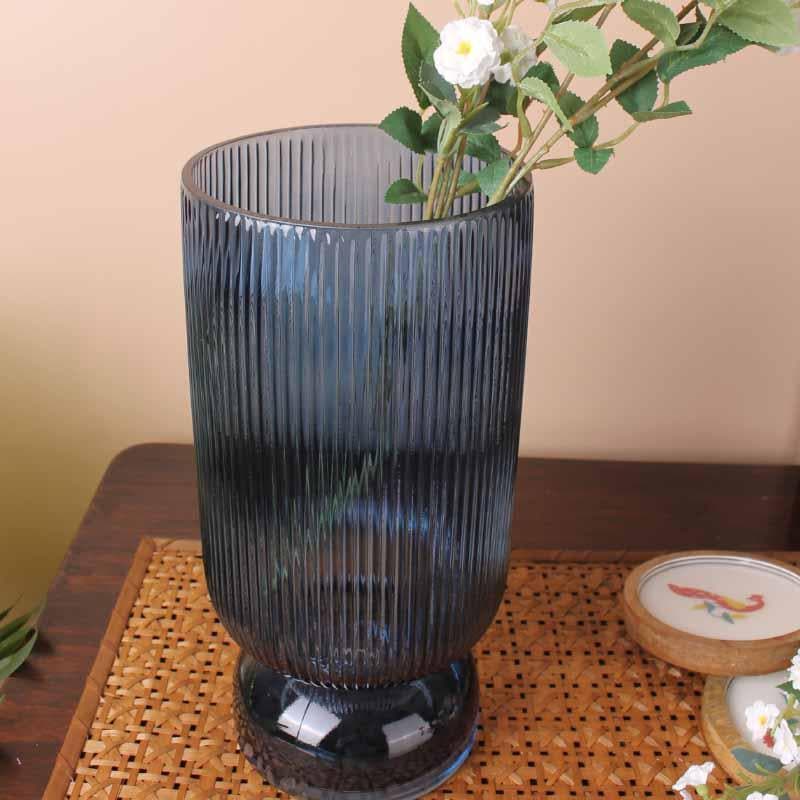 Buy Pitter-Patter Ribbed Vase - Blue Vase from Vaaree