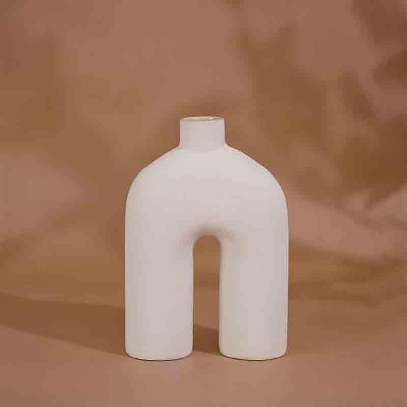 Buy Scandinavian U Vase - White Vase from Vaaree