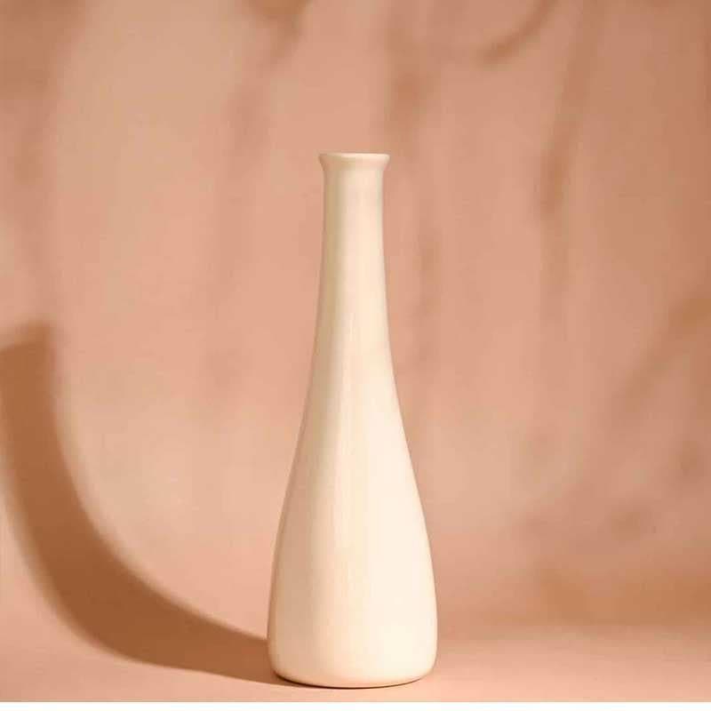 Buy White Swan Vase Vase from Vaaree