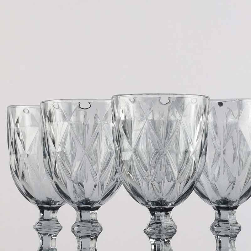 Buy Vino Tinted Goblet (220 ml ) - Set Of Six Wine & Champagne Glasses from Vaaree