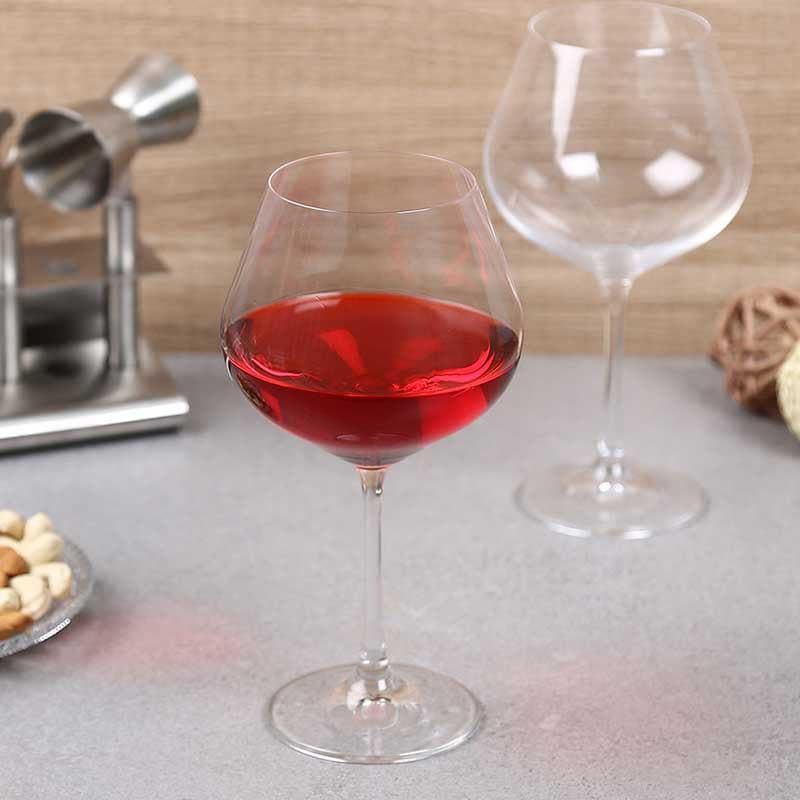 Buy Sommelier Wine Glass (570ml) - Set Of Six Wine & Champagne Glasses from Vaaree