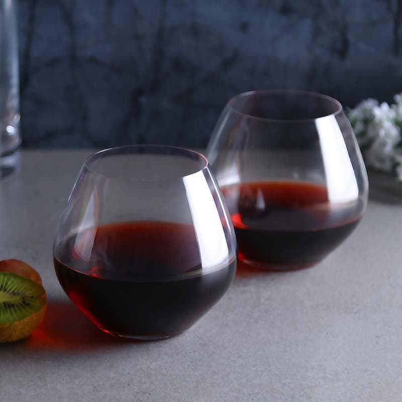 Buy Cooper Wine Glass (580 ml) - Set Of Two Wine & Champagne Glasses from Vaaree